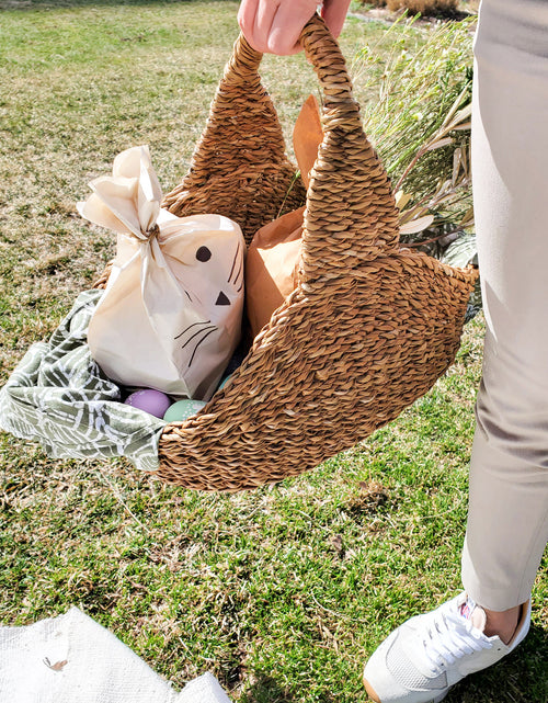 Load image into Gallery viewer, Savar Picnic Basket
