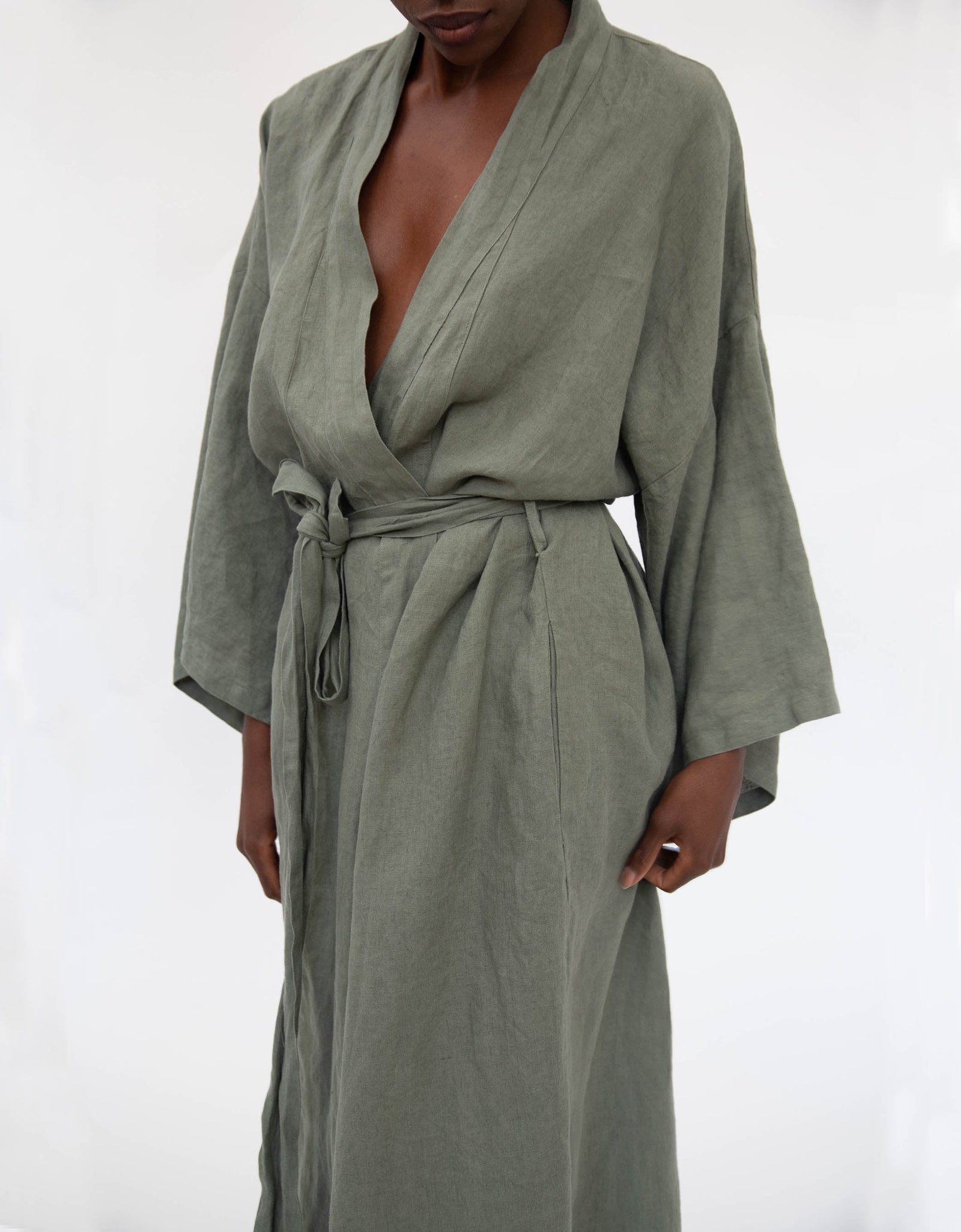 Sai Full-Length Linen Robe