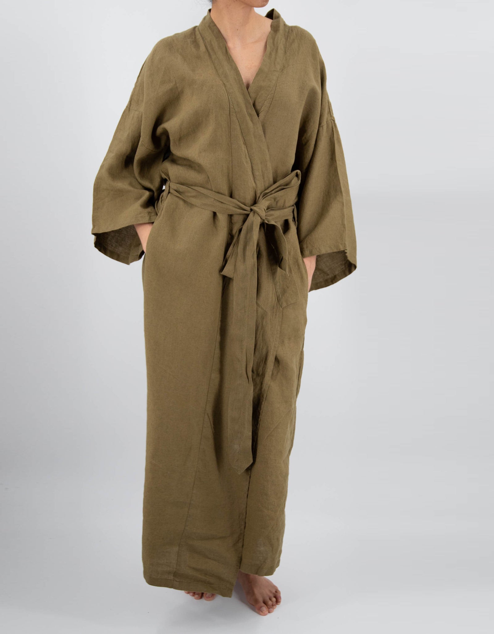 Sai Full-Length Linen Robe
